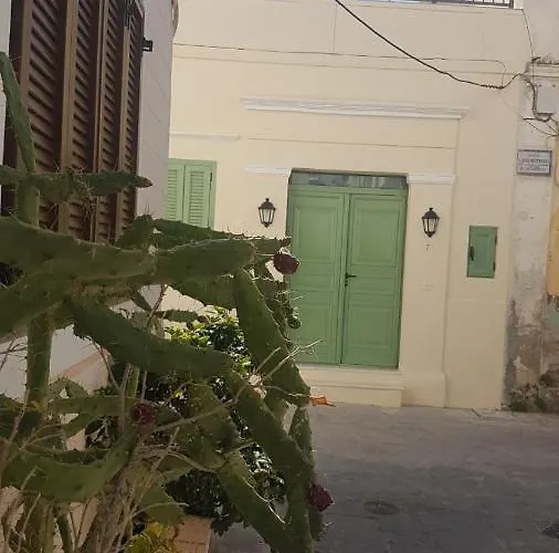Lolos' House * Rhodes City