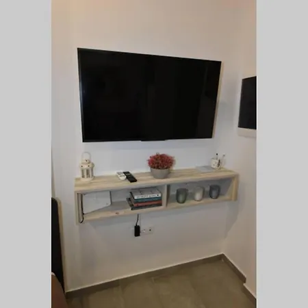 Lolos' House Апартаменты